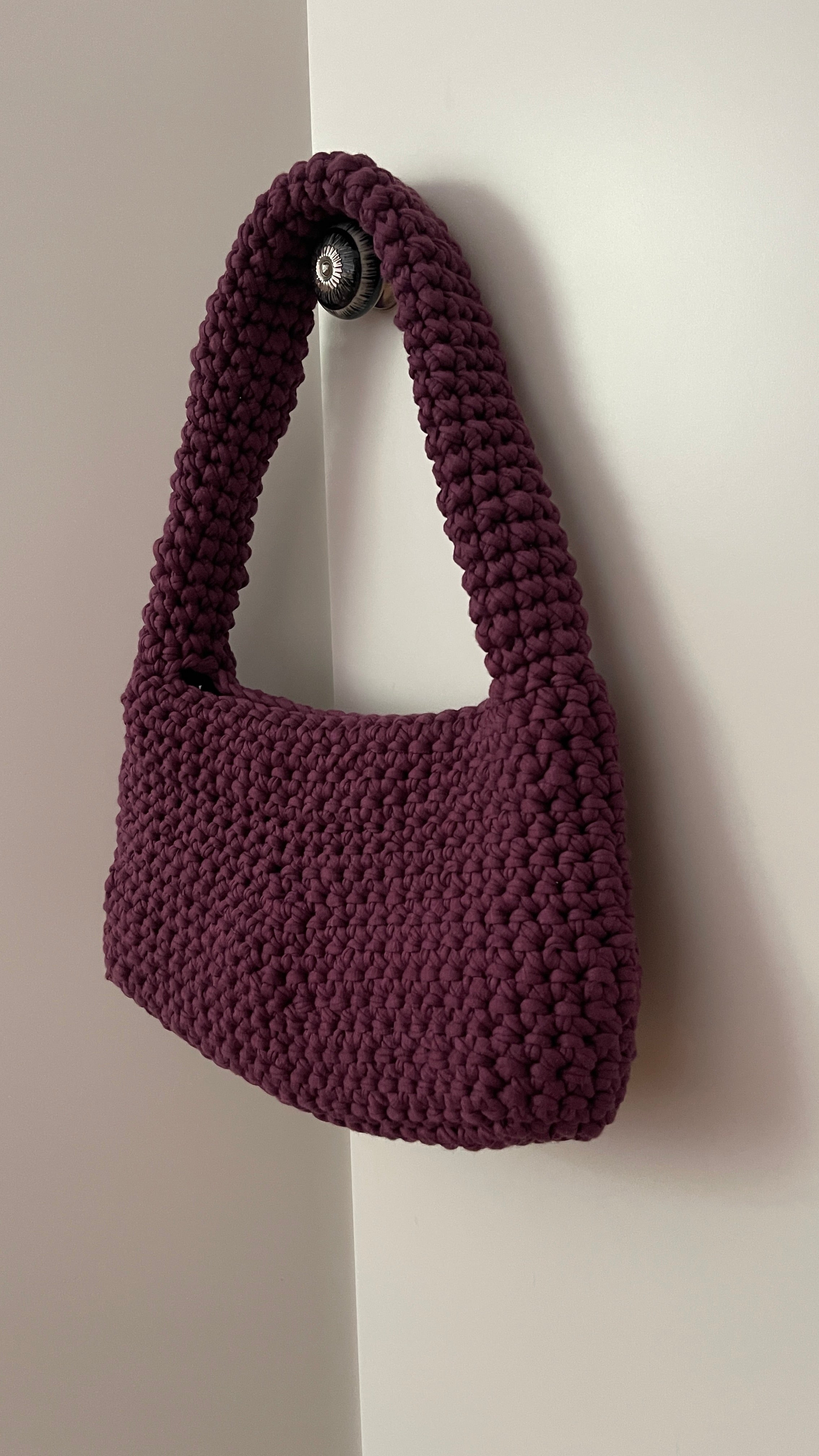 Häkeltasche purple aus T-shirt Garn Baumwolle