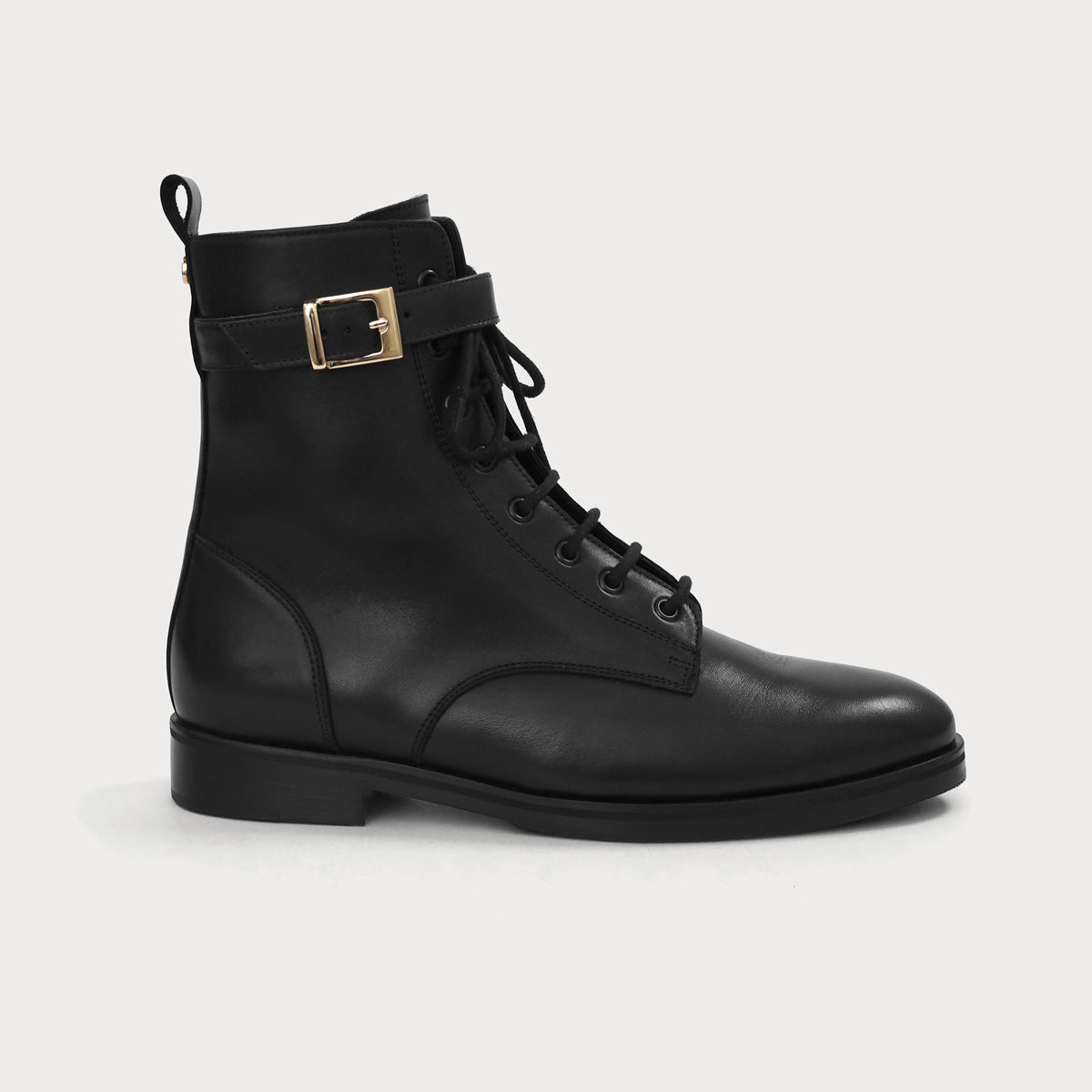 Schnürboots in Übergröße für Damen