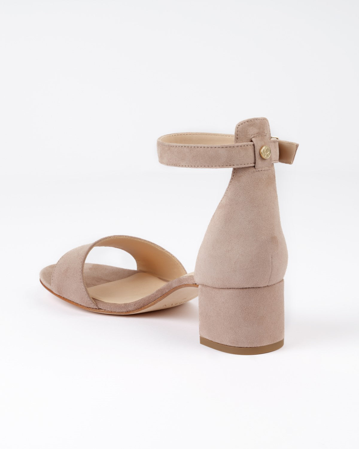 Rückansicht der No.03 Sandalette in taupe