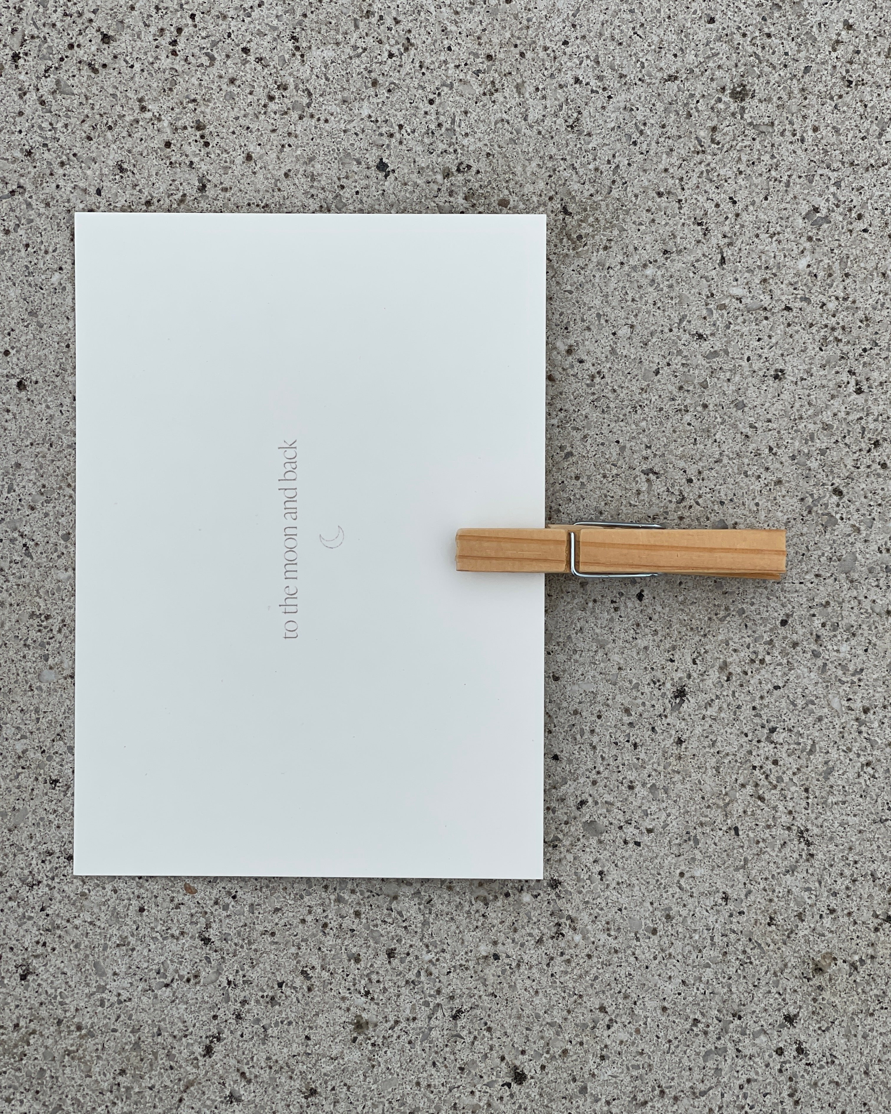 Geburtstagskarte 'To the Moon and Back', DIN A6, handgefertigt, liebevoll gestaltet, ideal für persönliche Grüße, einzigartiges Design aus Kathis Atelier