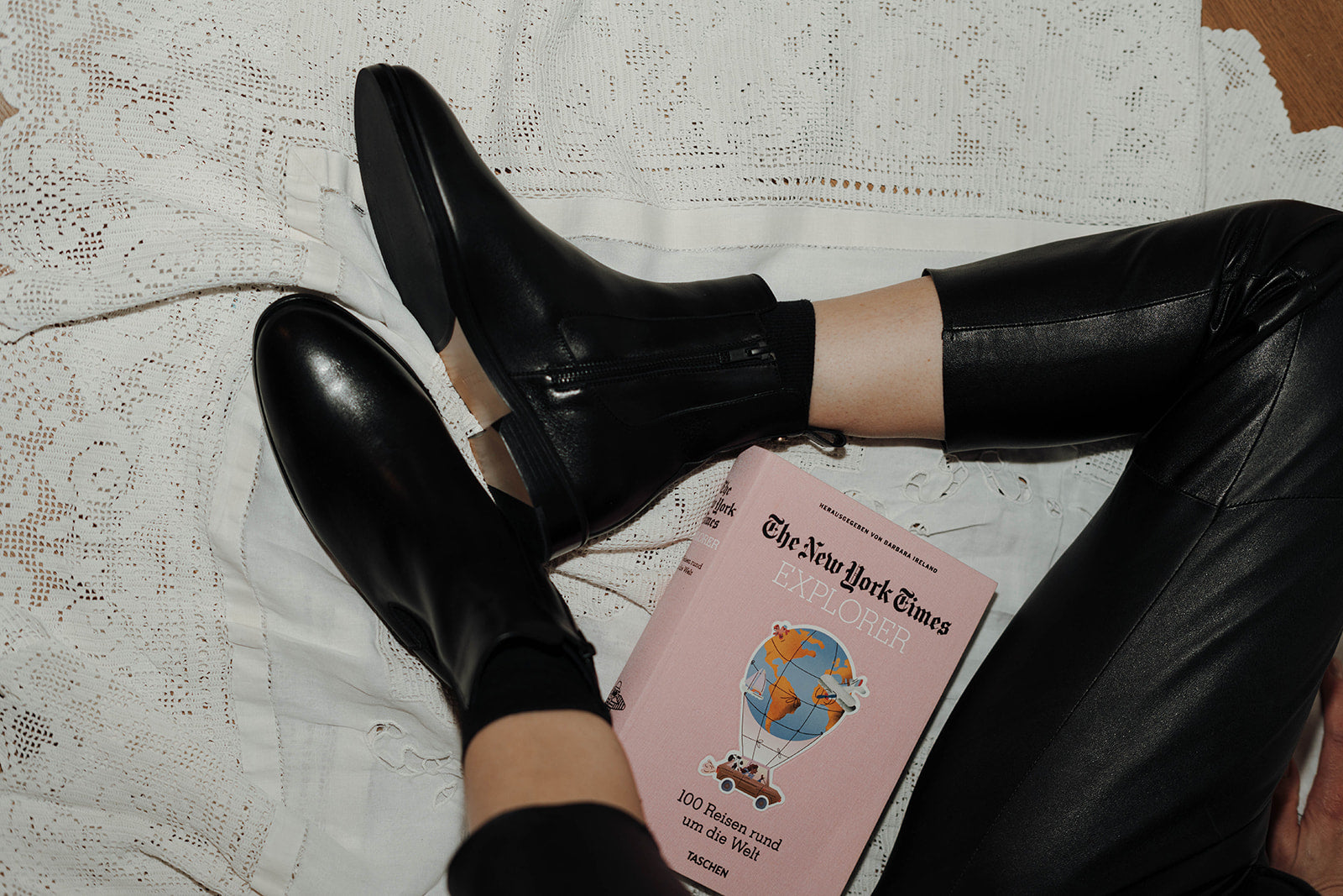 Chelsea Boots Übergröße in schwarz von Kathis shoes I Damenschuhe Übergröße
