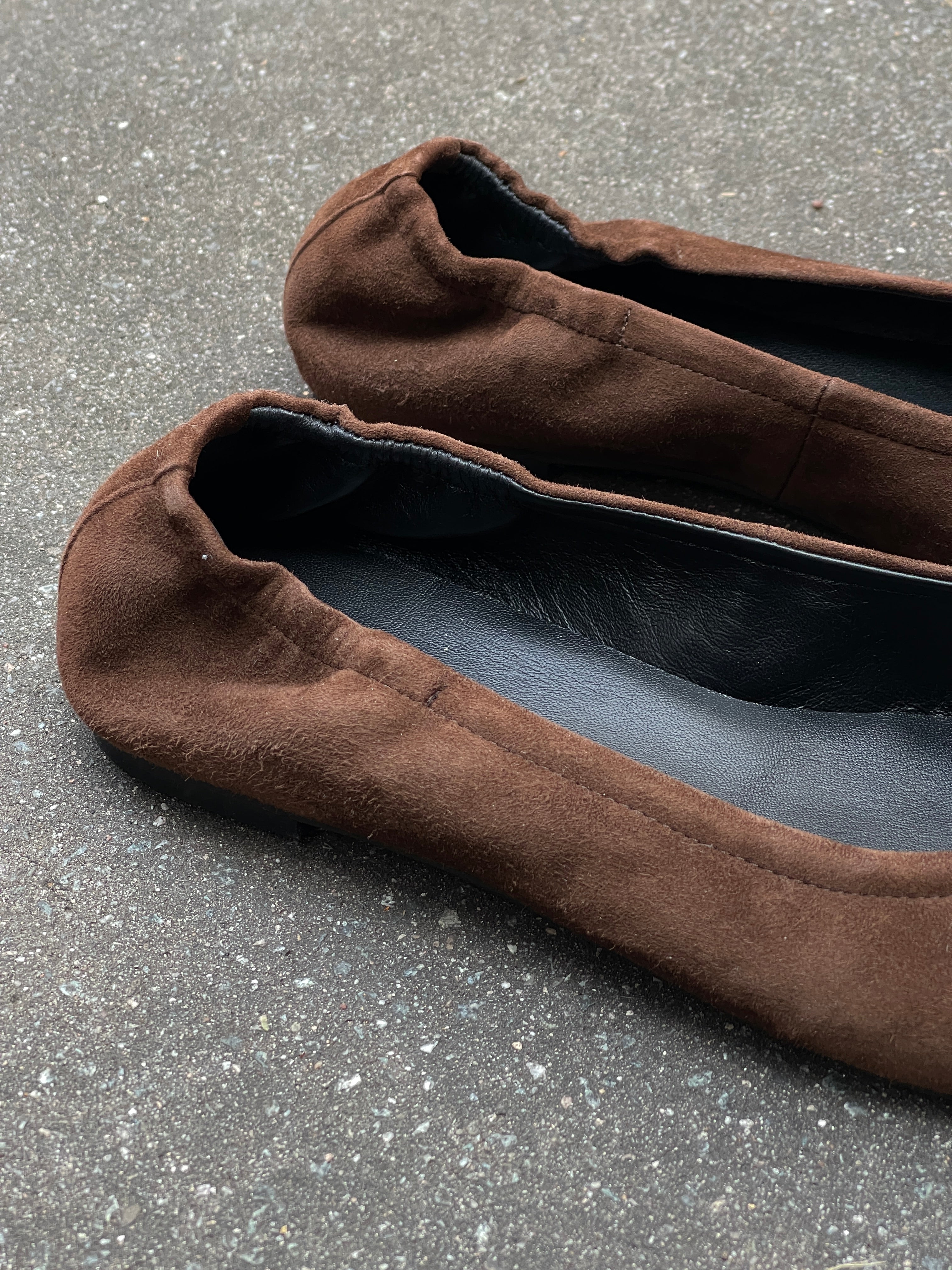 Detailansicht Leder Ballerinas große Schuhgrößen hochwertige Verarbeitung